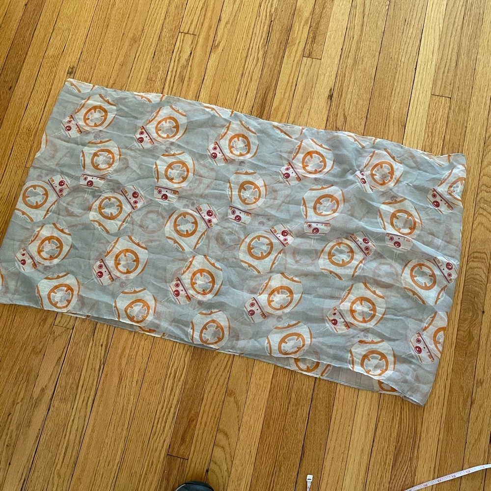 star wars bb8 infinity scarf - EUC